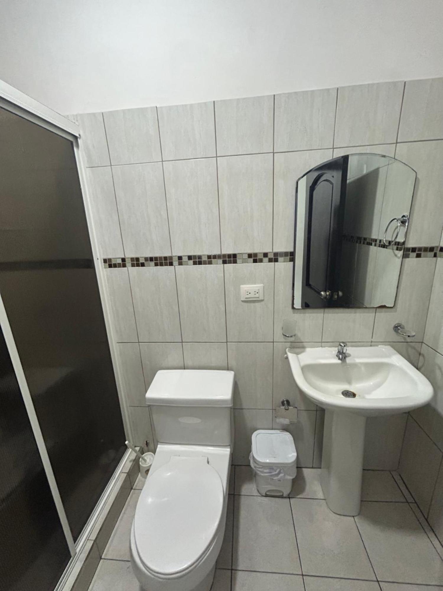 Departamentos De 2 Y 3 Habitaciones En El Centro De Манта Экстерьер фото